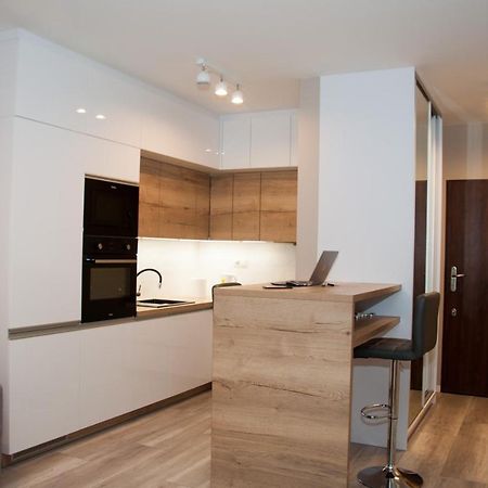 Apartament Cybernetyki Mokotow Warszawa Exteriör bild