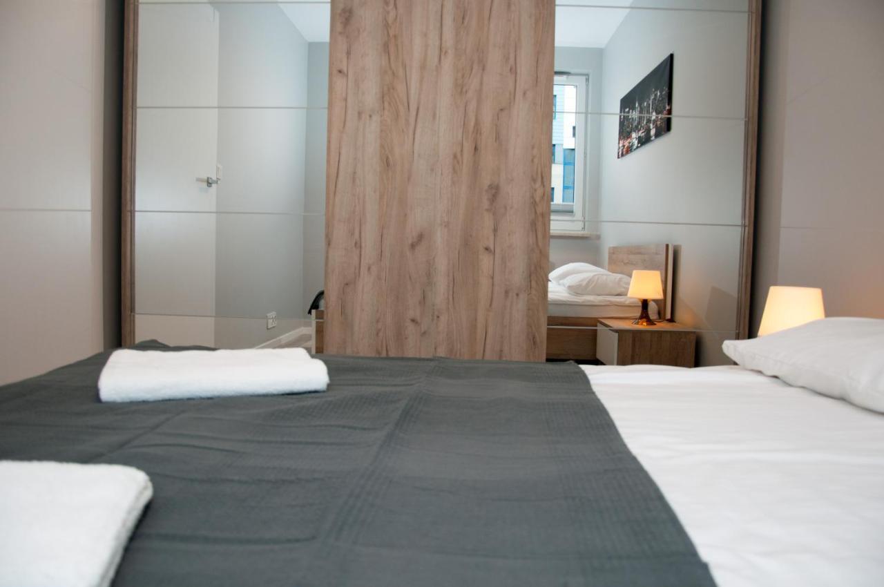 Apartament Cybernetyki Mokotow Warszawa Exteriör bild
