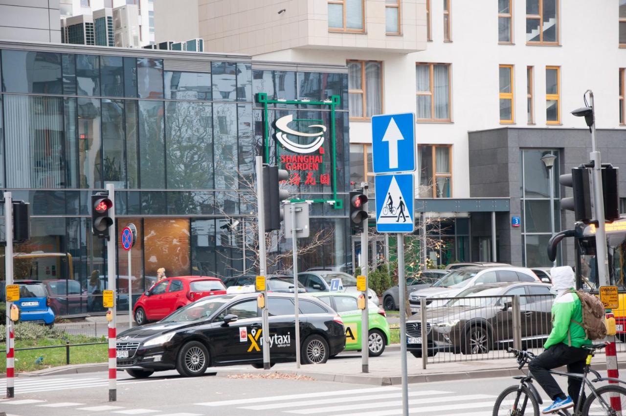 Apartament Cybernetyki Mokotow Warszawa Exteriör bild
