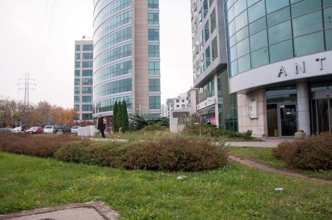 Apartament Cybernetyki Mokotow Warszawa Exteriör bild