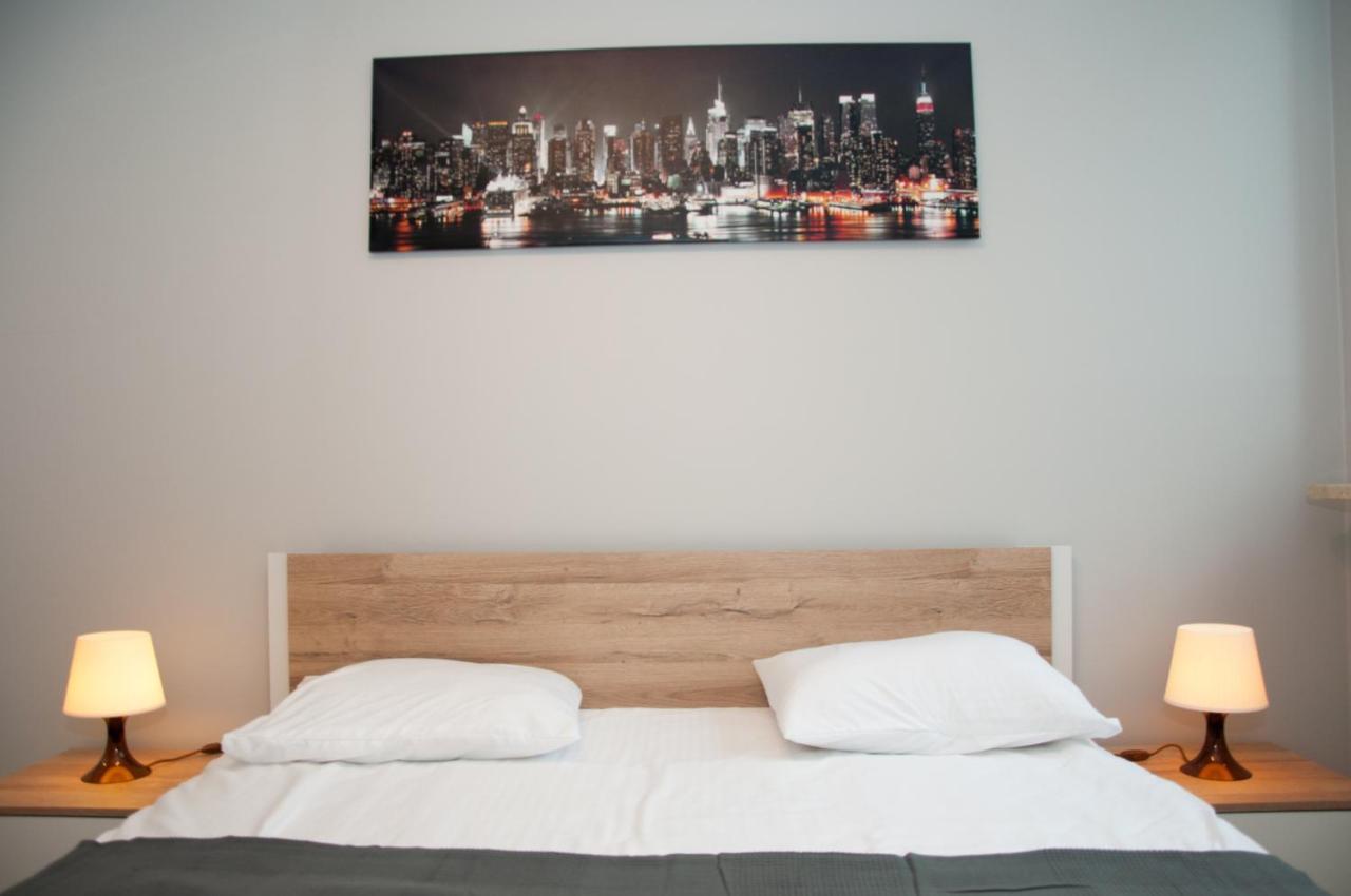 Apartament Cybernetyki Mokotow Warszawa Exteriör bild