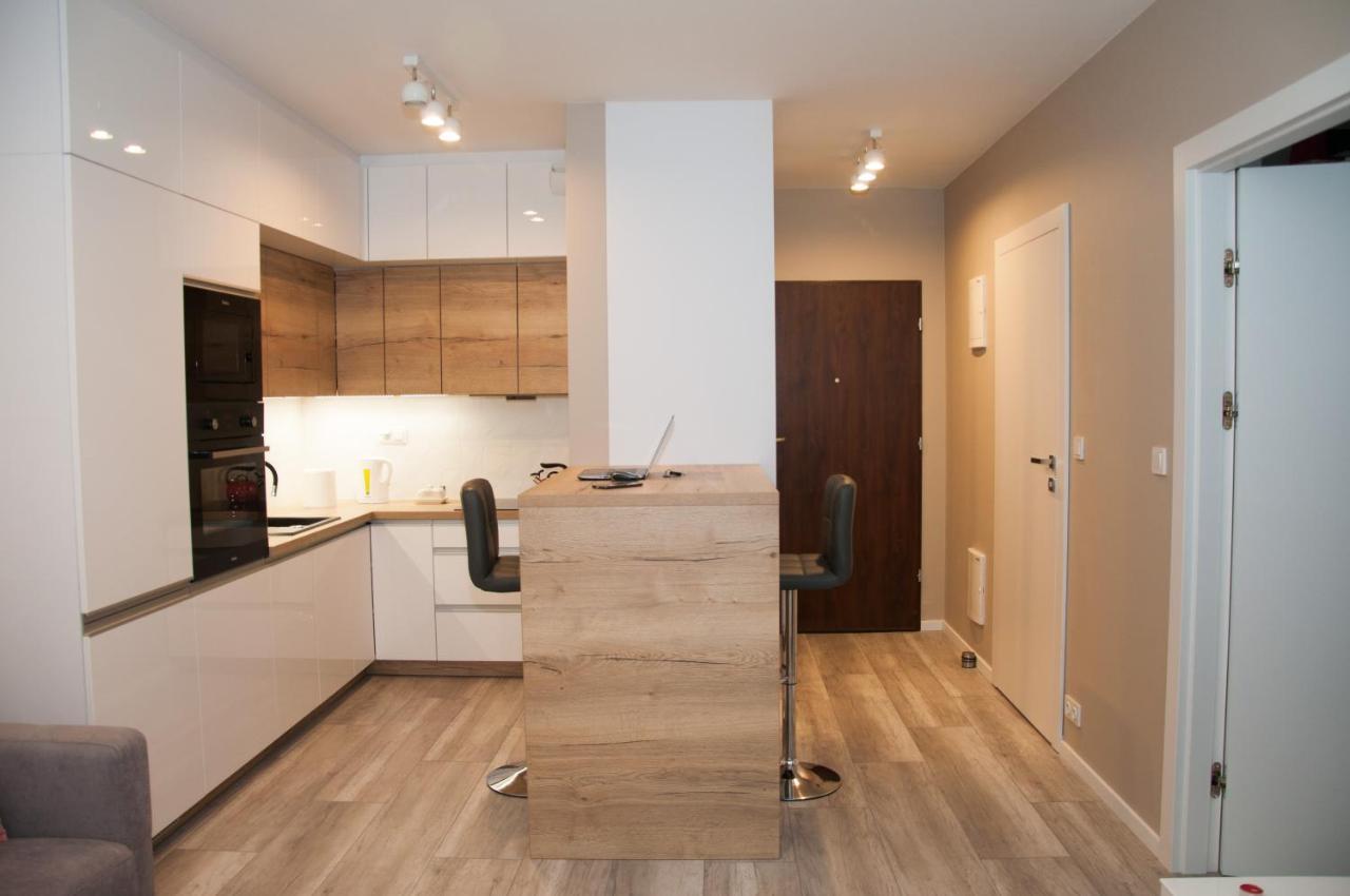 Apartament Cybernetyki Mokotow Warszawa Exteriör bild