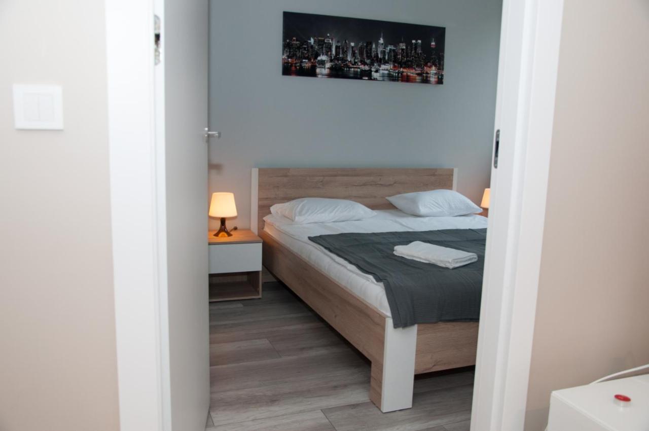 Apartament Cybernetyki Mokotow Warszawa Exteriör bild