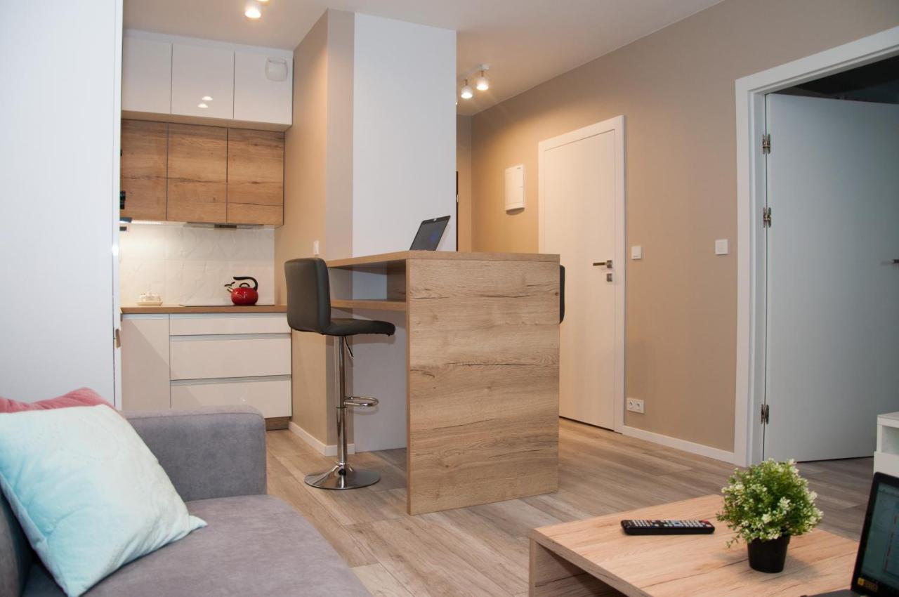 Apartament Cybernetyki Mokotow Warszawa Exteriör bild